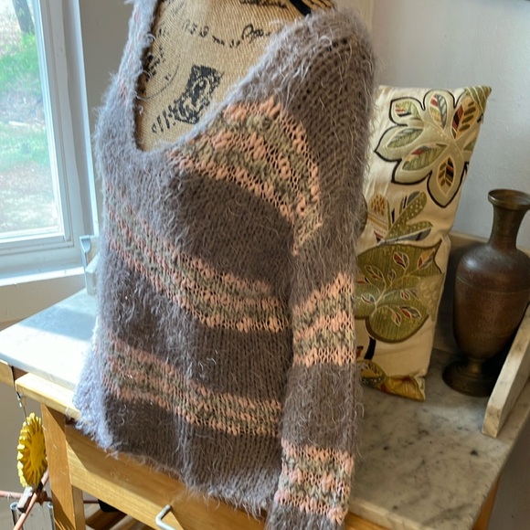 Free People Cozy Gray and Pink Women's Sweater Fuzzy Soft Oversize S - Picture 4 of 11